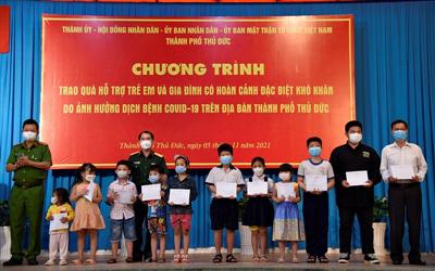 Công ty Cổ phần Kinh doanh Địa ốc Him Lam (Him Lam Land) đóng góp 1,5 tỷ đồng chung tay cùng TP Thủ Đức